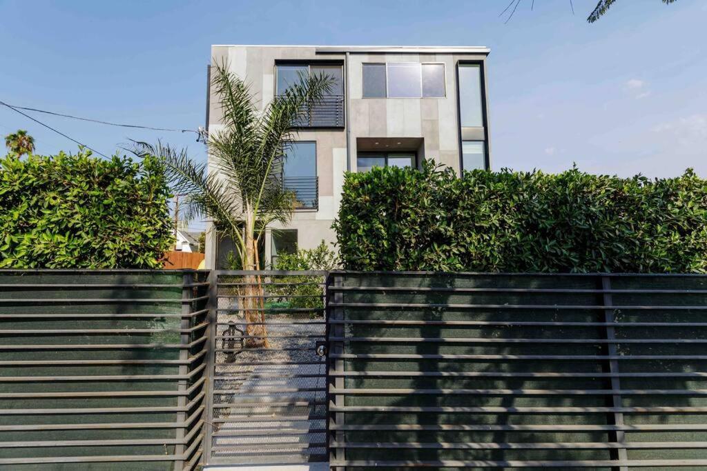 로스앤젤레스 Stunning Hollywood Townhouse With Sunny Views 빌라 외부 사진