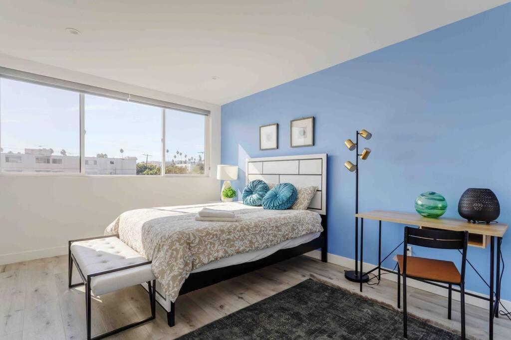 로스앤젤레스 Stunning Hollywood Townhouse With Sunny Views 빌라 외부 사진