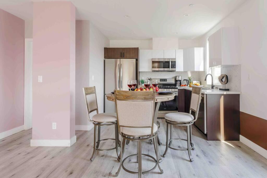 로스앤젤레스 Stunning Hollywood Townhouse With Sunny Views 빌라 외부 사진