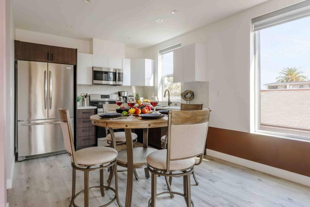 로스앤젤레스 Stunning Hollywood Townhouse With Sunny Views 빌라 외부 사진