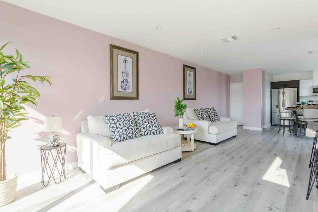 로스앤젤레스 Stunning Hollywood Townhouse With Sunny Views 빌라 외부 사진