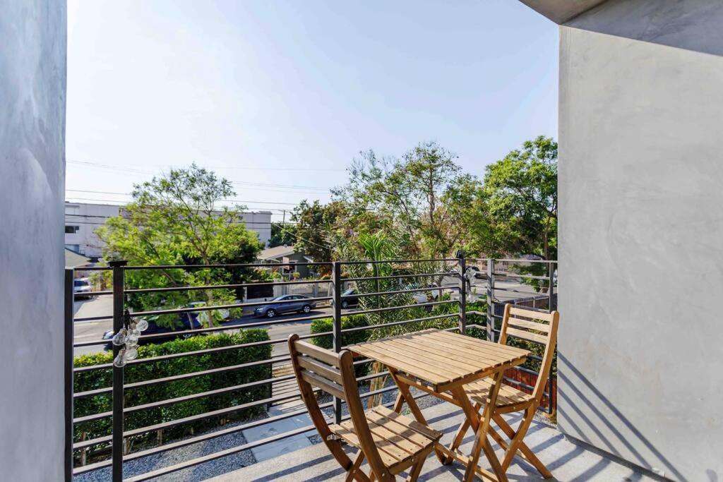 로스앤젤레스 Stunning Hollywood Townhouse With Sunny Views 빌라 외부 사진